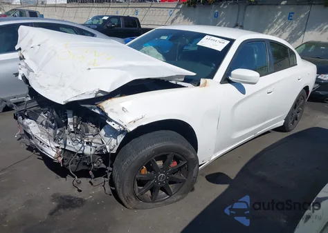 2015 Dodge Charger Se z USA, uszkodzony, nr VIN 2C3CDXBG3FH880270